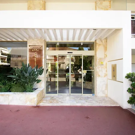 Le Cannois Standing Presta