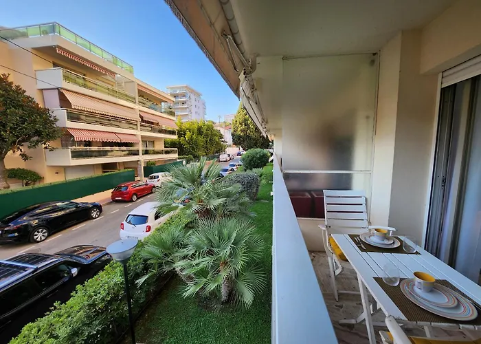 Le Cannois Standing Presta Apartment *
